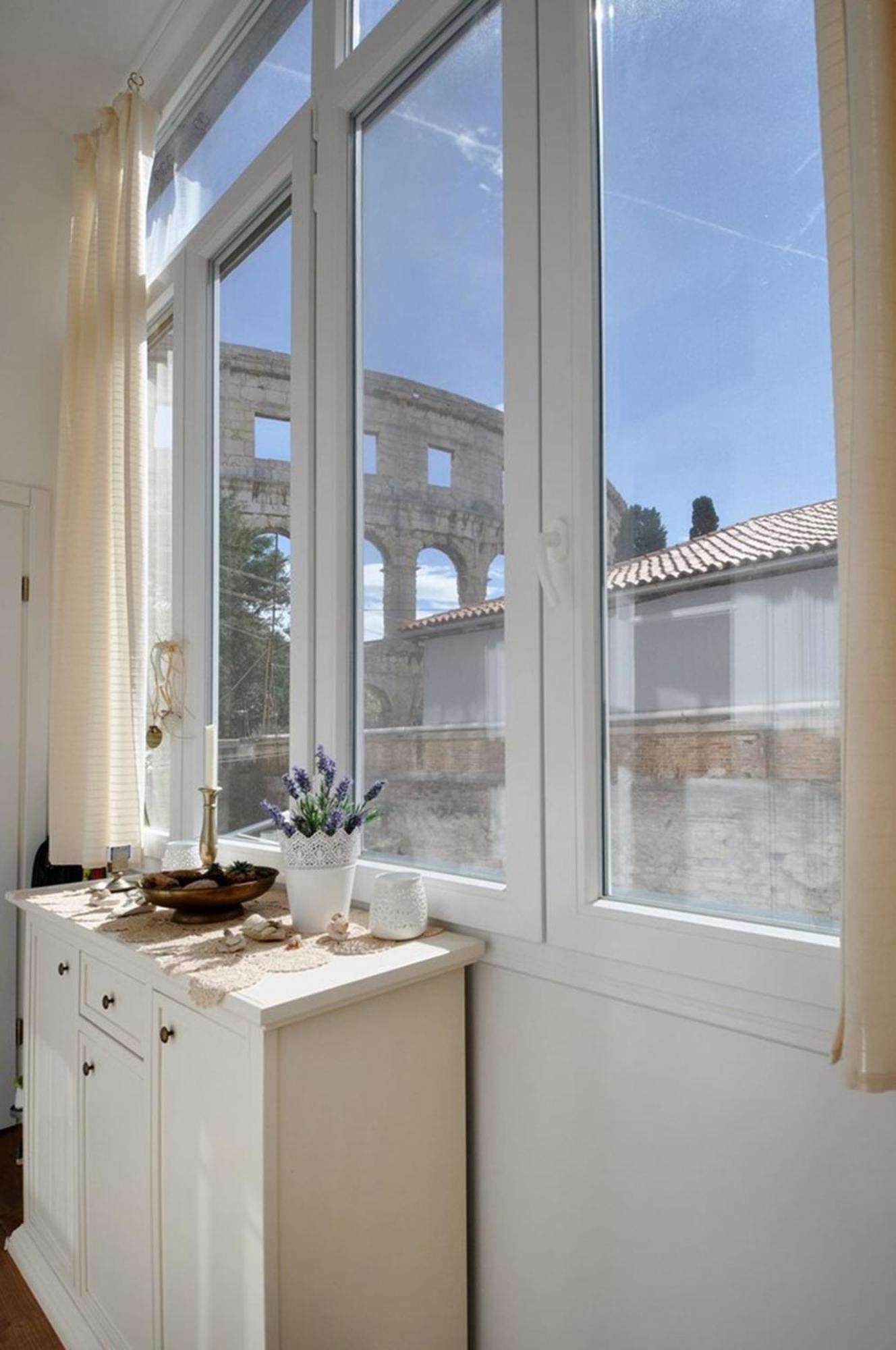 Amphiteater Art Apartman Pula Exteriör bild