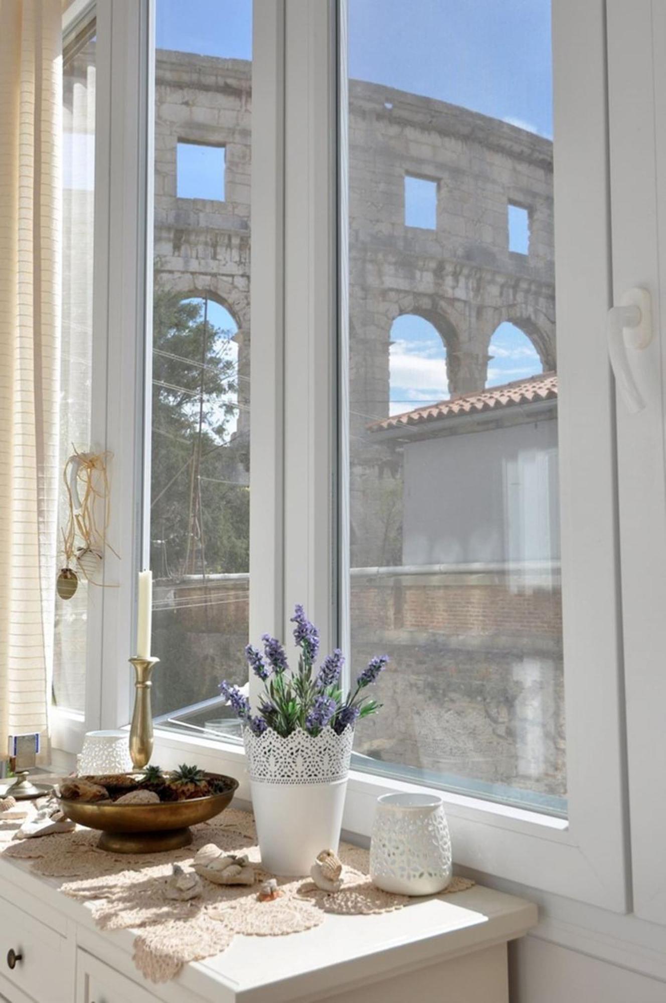 Amphiteater Art Apartman Pula Exteriör bild